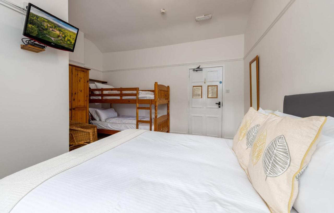 مبيت وإفطار رافنغلاس Muncaster Castle Coachman'S Quarters المظهر الخارجي الصورة